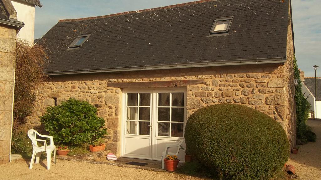 ホテル La Ferme De Poulpeye ロクテュディ エクステリア 写真